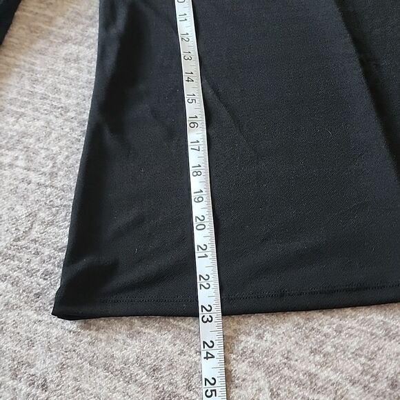 Banana Republic- bell sleeve top - Picture 6 of 8